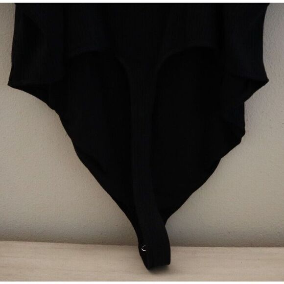Good American Women's Sz 7 (4XL) Black Sleeveless Scoop Neck Ribbed Bodysuit - Picture 4 of 6